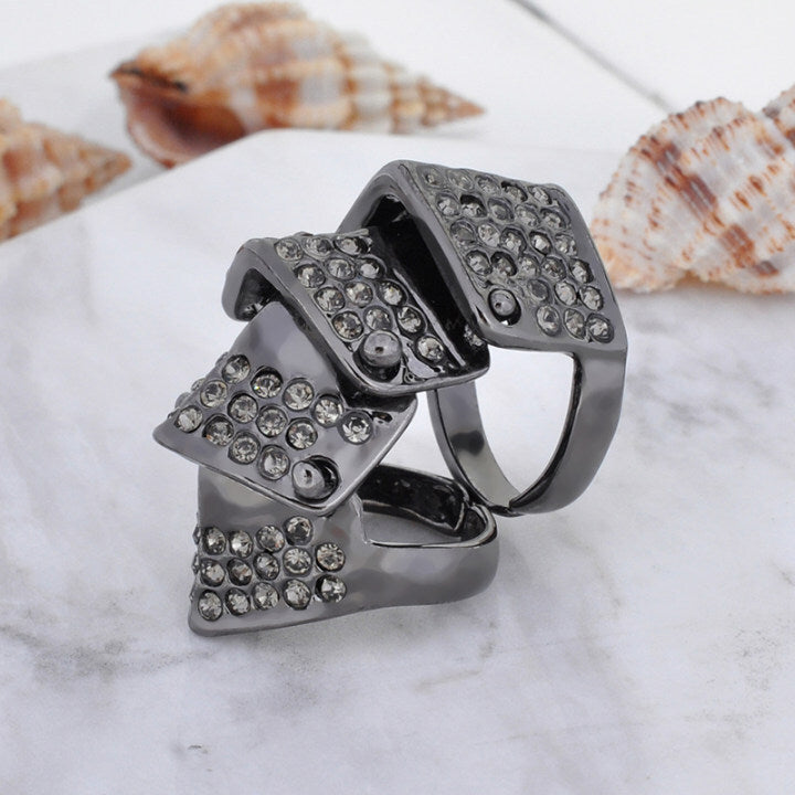 vivienne westwood saturn orb jewels nana osaki